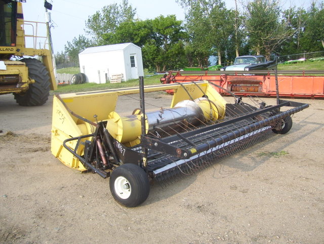 971 HEADER W/12FT RAKE-UP